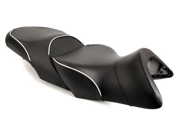 World Sport on the R 1200 RT - Standard Version (Shown with CarbonFX and metallic silver welt.)